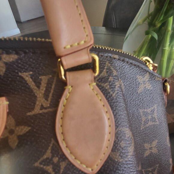 Louis Vuitton Rivoli PM Crossbody bag - Picture 11 of 16